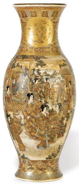  Jarrón japonés de cerámica de Satsuma zona de Gyokusen, Periodo Meiji (1868-1912) h. 1880