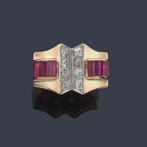  Anillo retro con doble banda de rubíes sintéticos calibrados con diamantes talla antigua de aprox. 0,70 ct en total. Años '40.