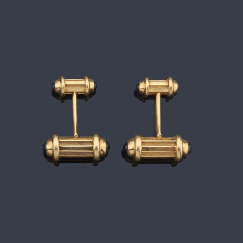  TIFFANY & Co