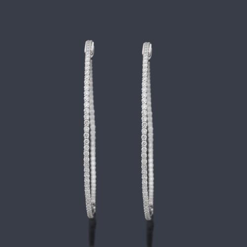  Criollas XL con banda de brillantitos de aprox. 2,68 ct en total.