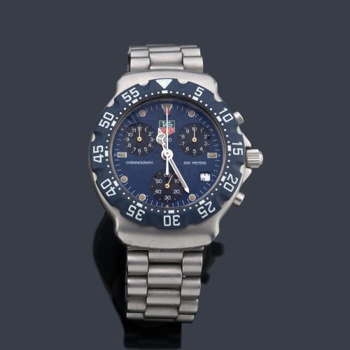TAG HEUER ref. CA1210-RO modelo cadete con caja y brazalete en acero. Con estuche.