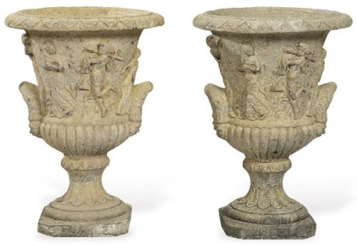  Pareja de copas tipo Medici en arenisca para jardín.