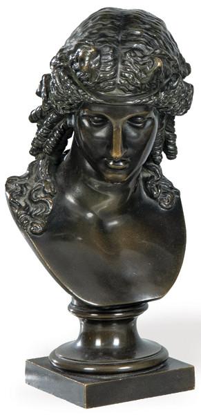 "Busto de Ariadna" en bronce patinado, Francia S. XIX.
