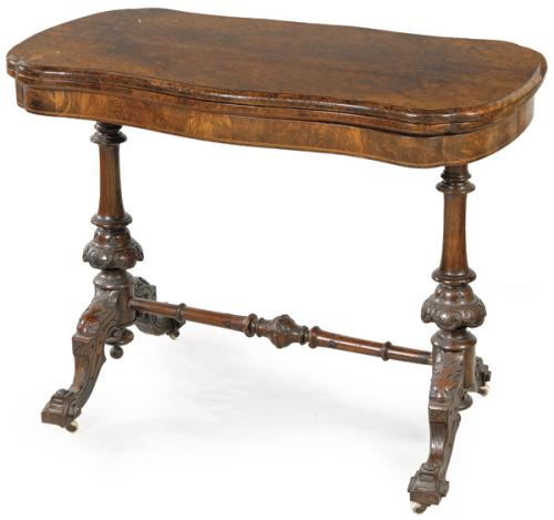  Mesa de juego William IV en madera de nogal y caoba