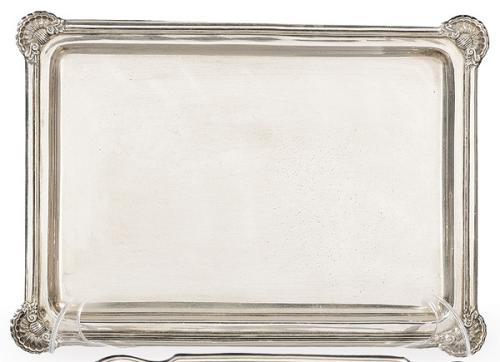  Bandeja rectangular de plata española punzonada 1ª Ley.