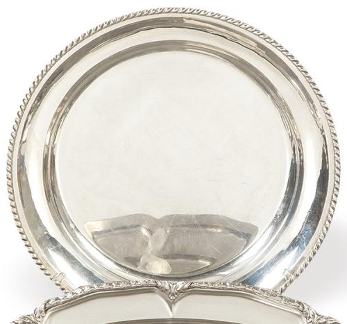  Fuente circular de plata española punzonada 1ª Ley de Montejo con marca comercial de Agruña.
