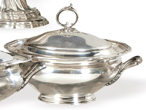 Sopera de plata española punzonada 1ª Ley de Matilde Espuñes.