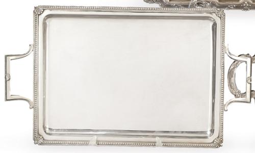 Bandeja rectangular con dos asas de plata española punzonada 1ª Ley de Espuñes con marca comercial de Agruña.