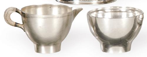  Lechera y azucarero de plata española punzonada 1ª Ley.
