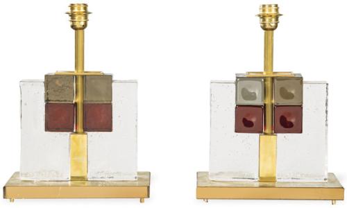 Pareja de lámparas de mesa con estructura de latón y cristal de Murano.