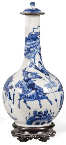 Botella con tapa de porcelana china azul y blanco, Dinastía Qing S. XIX