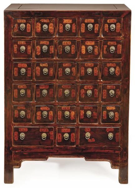 Mueble de farmacia chino en madera de olmo, Dinastía Qing ff. S. XIX pp. S. XX.