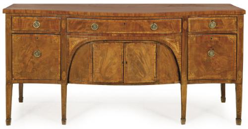  Aparador Jorge III con el frente de línea ondulante, en madera