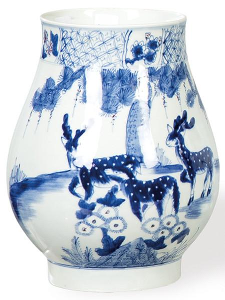 jarrón periforme de porcelana china azul y blanco, con marca apócrifa de Qianlong h. 1970-80.