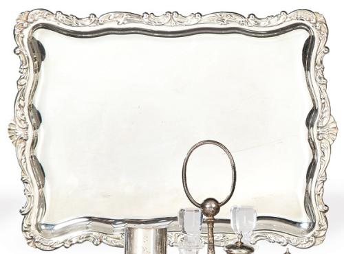  Bandeja rectangular de plata española punzonada 1ª Ley de Durán.