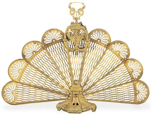 Pantalla de chimenea de bronce y latón plegable, en forma de abanico, h. 1900.