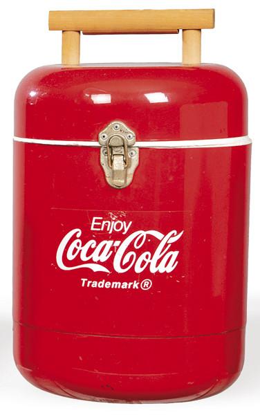 Nevera portatil de Coca-cola con asa de madera