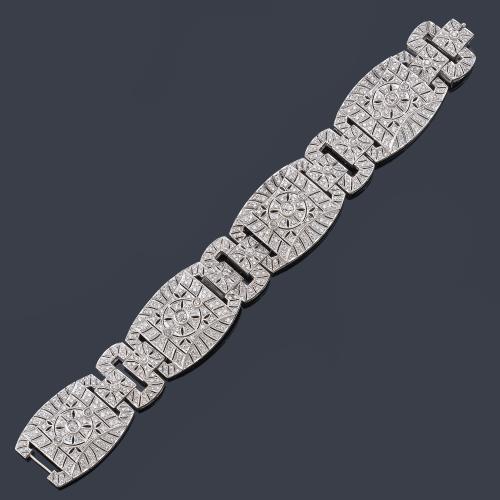  Pulsera estilo 'art decó' con diamantes talla 'old cut' y brillante de aprox. 10,00 ct en total.