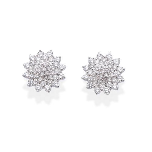  Pendientes cortos tipo rosetón con brillantes de aprox. 3,00 ct en total.