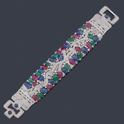  Importante pulsera "Tutti Frutti" con diamantes de aprox. 11,76 ct con rubíes, esmeraldas y zafiros de aprox. 65,01 ct en total.