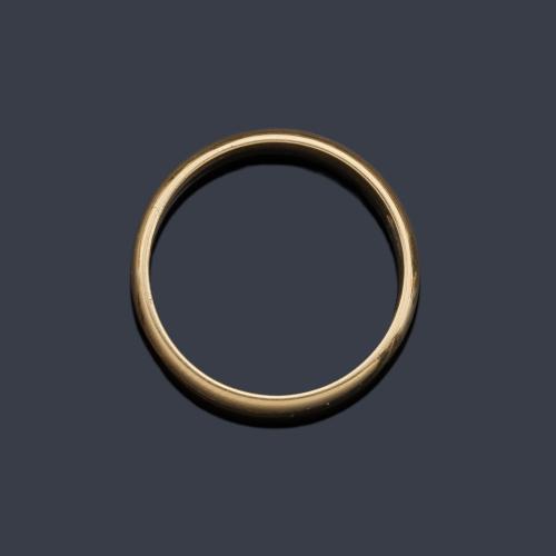 Alianza en oro amarillo de 18K.
