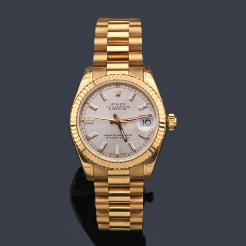 ROLEX Oyster Perpetual cadete Datejust Superlative Chronometer Officially Certified ref. 178278 con caja y brazalete en oro de 18K. Con estuche y documentación.