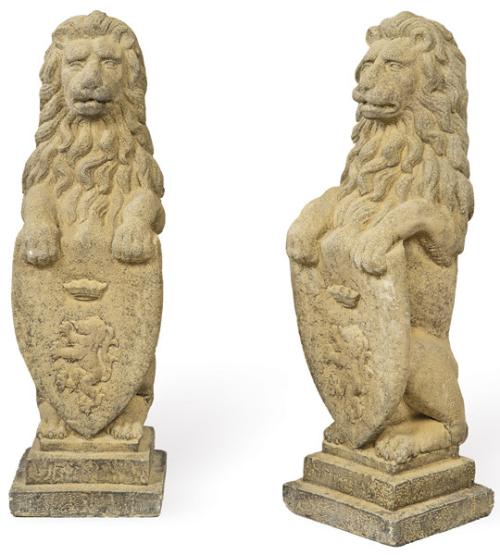  Pareja de leones sentados con cartela arenisca