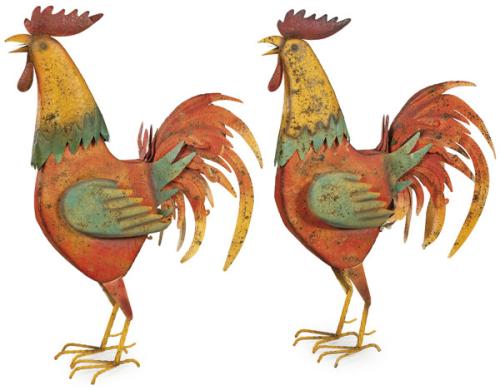  Pareja de grandes gallos de hierro cortado y pintado.