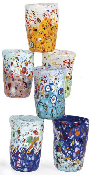  Seis vasos de Murano con decoración "molti fiori" en distintos colores.