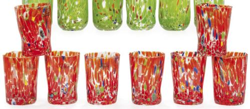  Juego de doce vasos de cristal realizados a la manera de Murano.