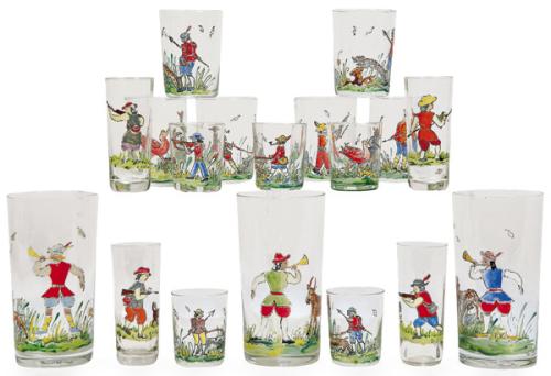  Lote de 19 vasos de cristal mallorquín de Gordiola pintados a mano con temas cinegéticos.
