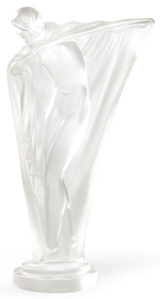  "Isadora Duncan" figura de cristal prensado helado de la Cristalería de Sevres, h. 1940.