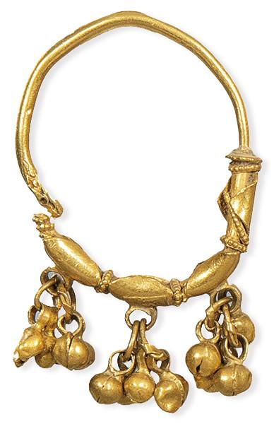 Arracada de oro romana S. I-II d.C.
