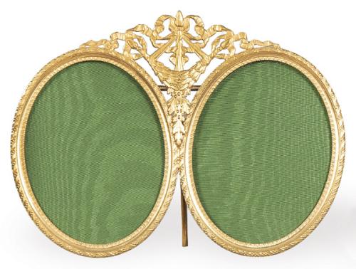 Portarretratos doble oval de estilo Luis XVI en bronce dorado, Francia finales. S. XIX