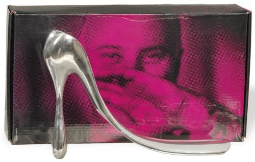 Manolo Blahnik (Santa Cruz de La Palma, 1942– ) para Habitat, c. 2010