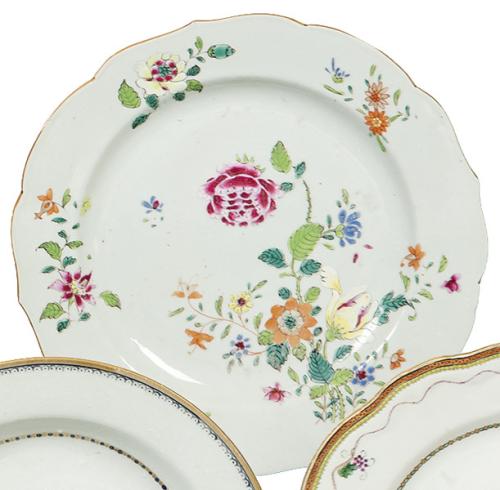 Plato de porcelana de Compañía de Indias Familia Rosa, Dinastía Qing época de Qianlong (1736-95)