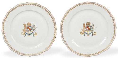  Pareja de platos de porcelana francesa de Samson, siguiendo modelos de Compañia de Indias S. XIX