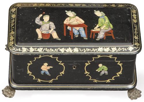  Caja de te china de madera lacada, pintada y dorada, China, Dinastía Qing ff. S. XIX