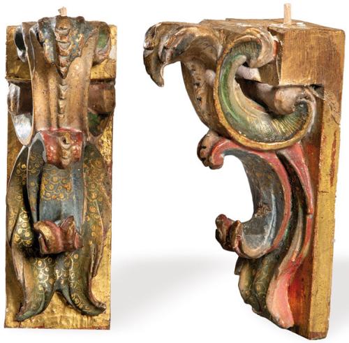  Pareja de ménsulas de madera tallada policromada, dorada y estofada, España S. XVII.