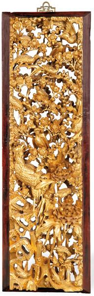  Panel de templo chno de madera tallada y dorada, h. 1900.