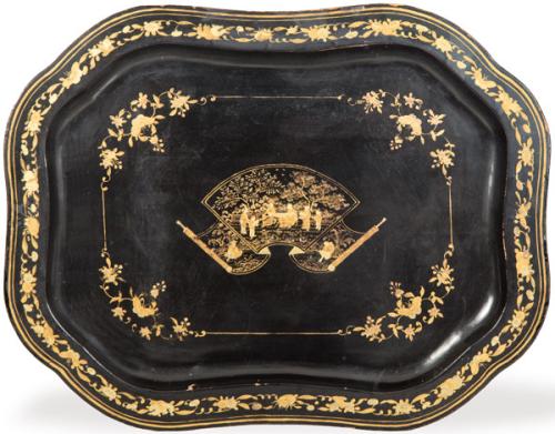  Bandeja de papier maché lacada en negro con chinoisseries S. XIX