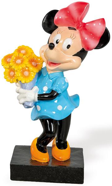  Minnie Mouse en fibra de vidrio pintada.