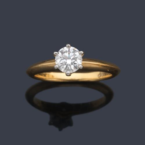  TIFFANY & Co