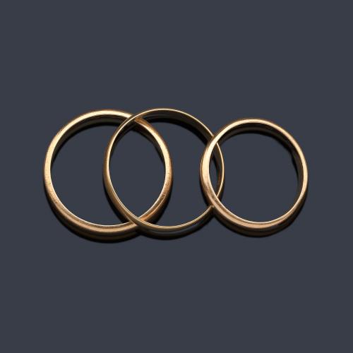  3 Alianzas en oro amarillo de 18 K.