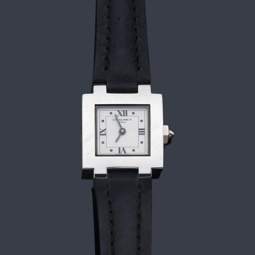  CHAUMET ref. W04010/070 de señora con caja en oro amarillo de 18 K. 