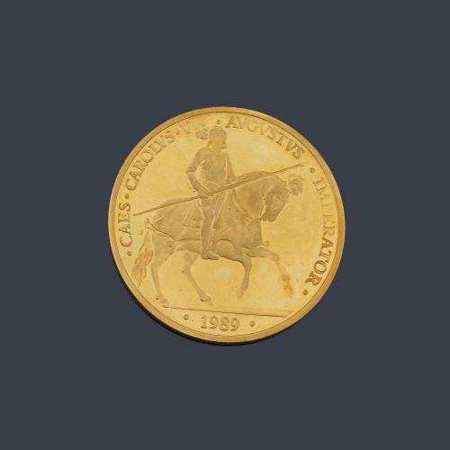  Moneda 100 Ecu España 1989 en oro de 22 K con estuche y certificado.