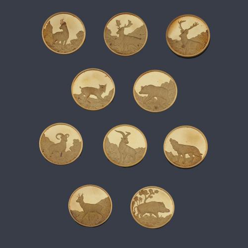  Estuche con 10 monedas conmemorativas Fauna Ibérica en oro de 22 K. Con estuche y certificado