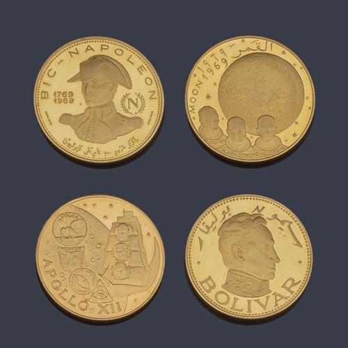  Cuatro monedas conmemorativas de 100 Riyals del estado de Fujairah en oro de 22 K.