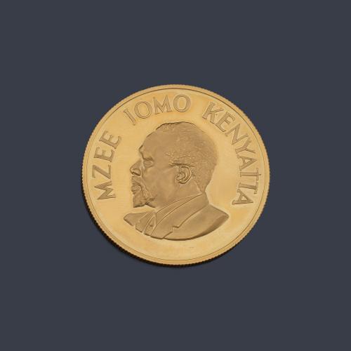  Moneda conmemorativa de 500 chelines, 75º aniversario del nacimiento de Mzee Jomo Kenyatta, el primer presidente de Kenia en oro de 22 K.