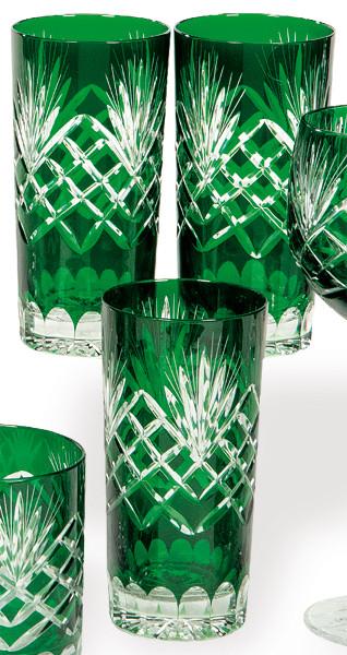  Seis vasos altos de cristal de Bohemia parcialmente esmaltados en verde.